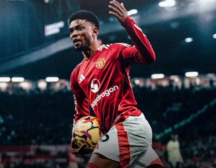 包含南安普顿主场取胜积分榜上升的词条